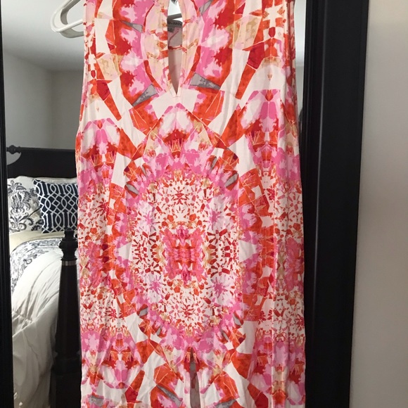 Two size large tops in great condition hardly worn - Picture 6 of 6